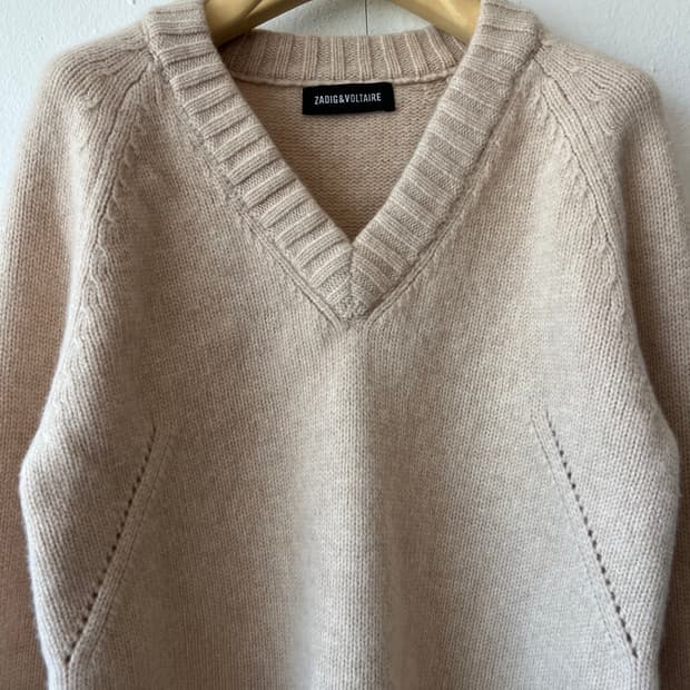 자딕앤볼테르 여성 아이보리베이지 울캐시미어니트 브이넥니트