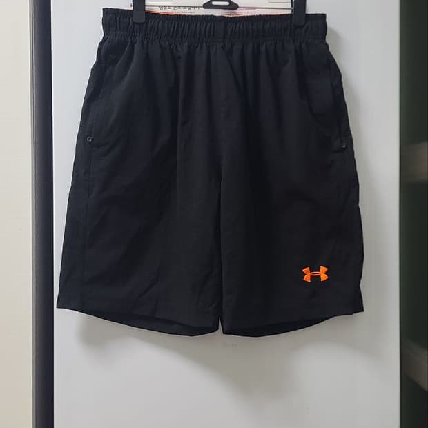 언더아머 반바지 S