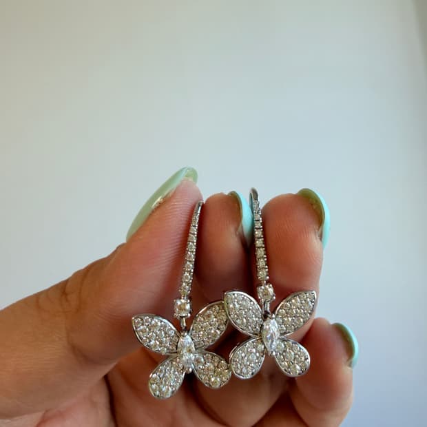 나비 큐빅 귀걸이