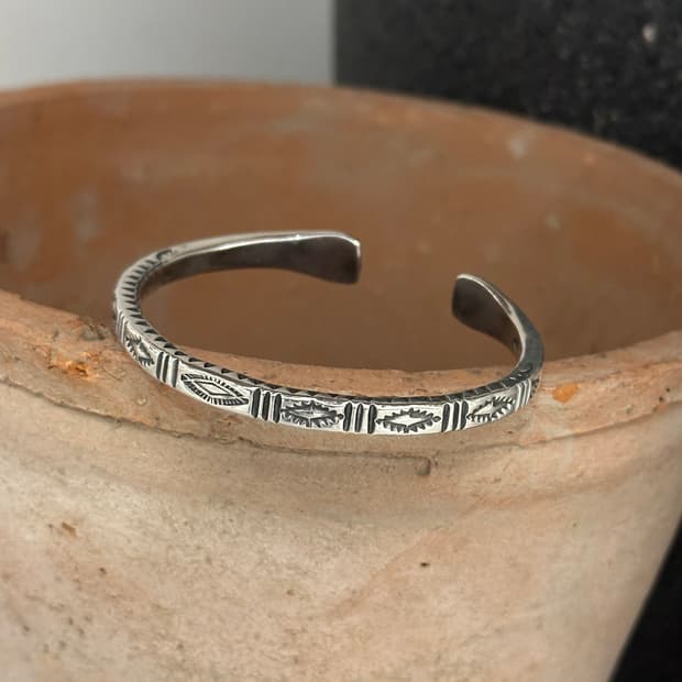 Horizon Stamp 925Silver Bangle