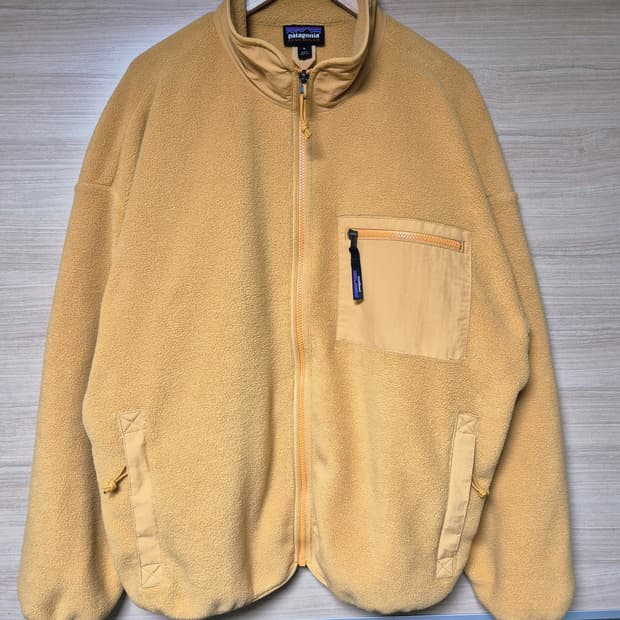 파타고니아 신칠라 플리스 집업 머스타드