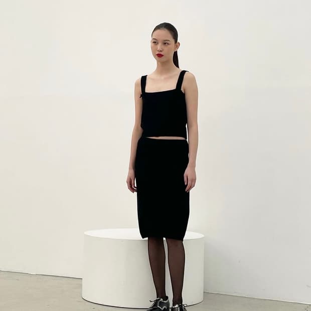 포니테일 기본 블랙 스커트