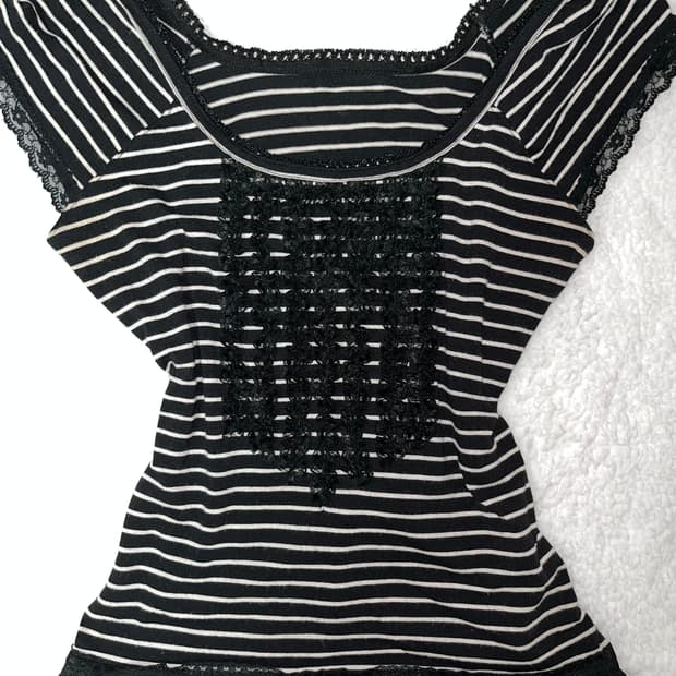 Harpers Bigot) nerdy frill stripe tee