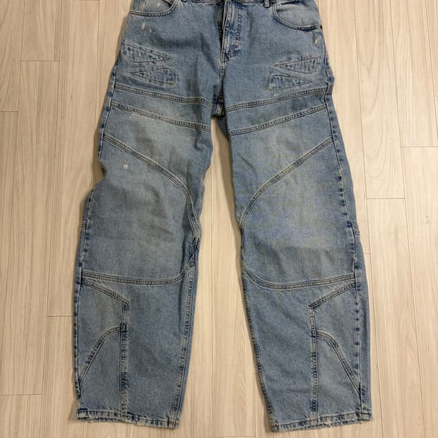 자라 디테일 데님팬츠