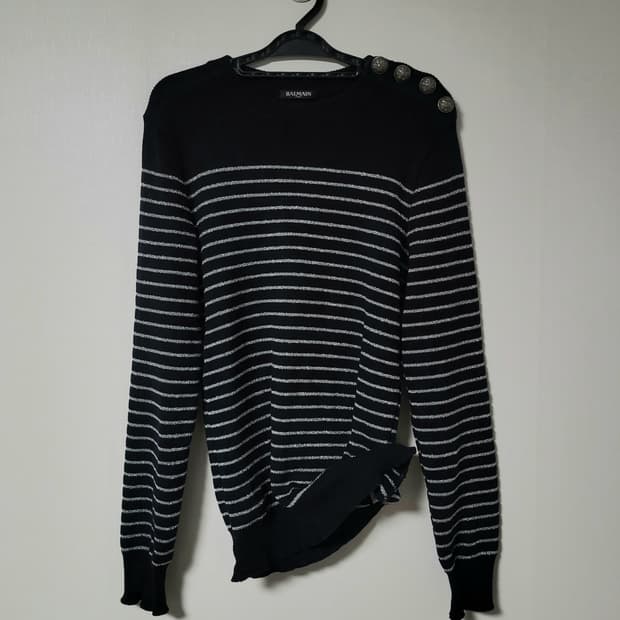 Balmain 은사 견장 니트