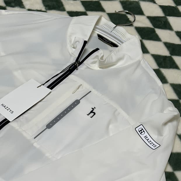 [새상품]해지스 경량 바람막이 아이보리 100