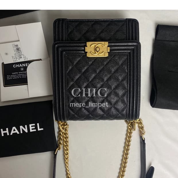 [신품급풀박스]샤넬 보이사첼백 뉴보이 금장 캐비어 한정판