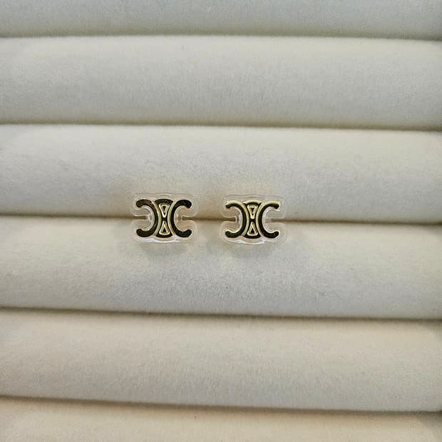 셀린느 업사이클링 미니 레진 귀걸이