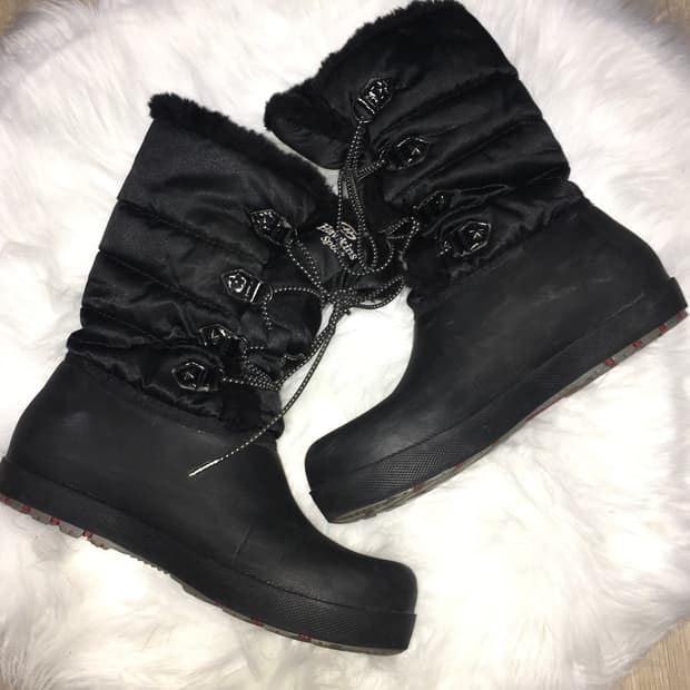 snow boots 245