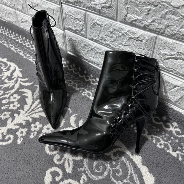 00’s y2k Carlos  파이톤 페이던트 레이스업 힐