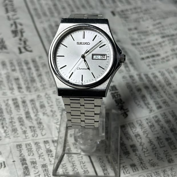 SEIKO quartz chronos