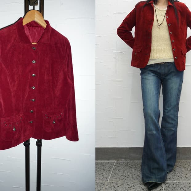 scarlet eyelet shirt