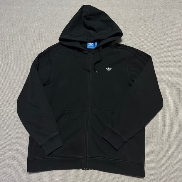 아디다스 스몰로고 기모 후드집업