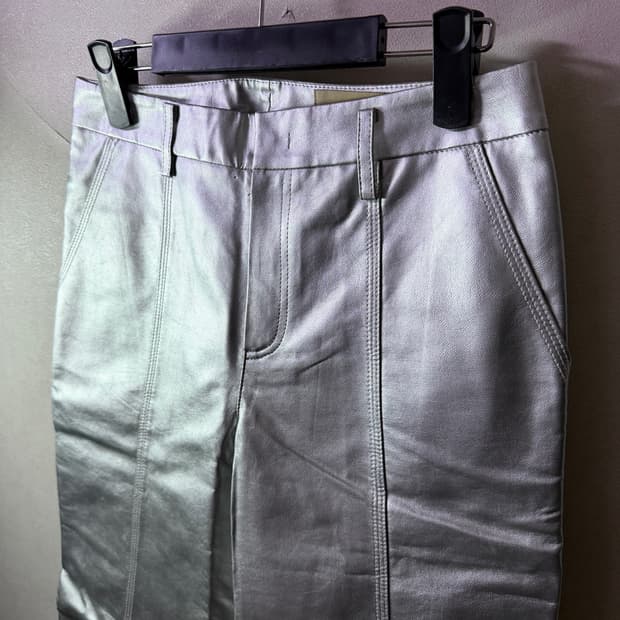 마뗑킴 여성 실버 레더 팬츠 S (55-66정도)