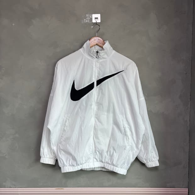 나이키 빅스우시 바람막이 화이트 