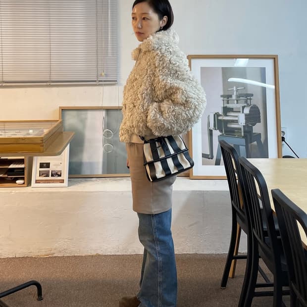 헤레우 리네라백 블랙 새상품 (정가 710,000원) 네모세모님 착용