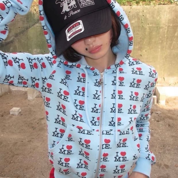new) i love me crop hood zipup
