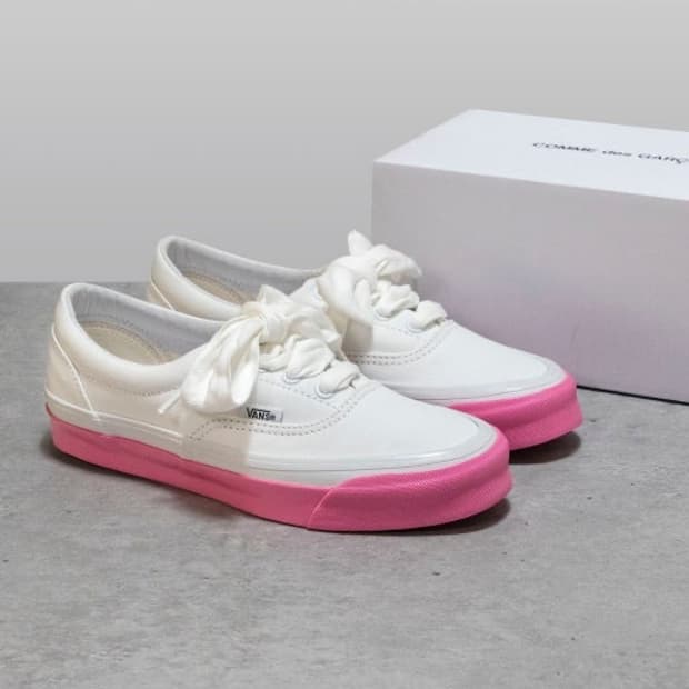 꼼데가르송 걸 반스 240사이즈