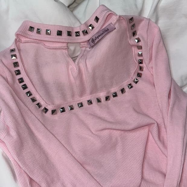 베메클 베이비메탈클럽 스터드 초커티 핑크 색상 갸루 히메갸루