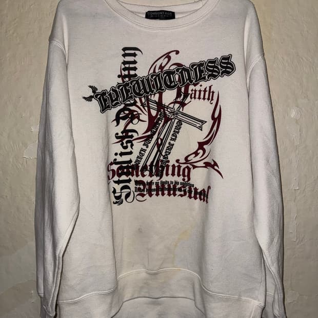 “COMMONTAGE” Y2K Cross sweat shrits