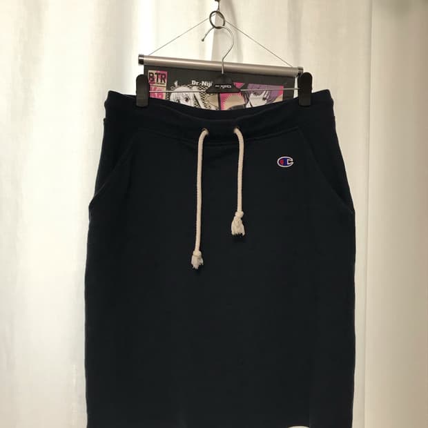 챔피온 미디 스커트