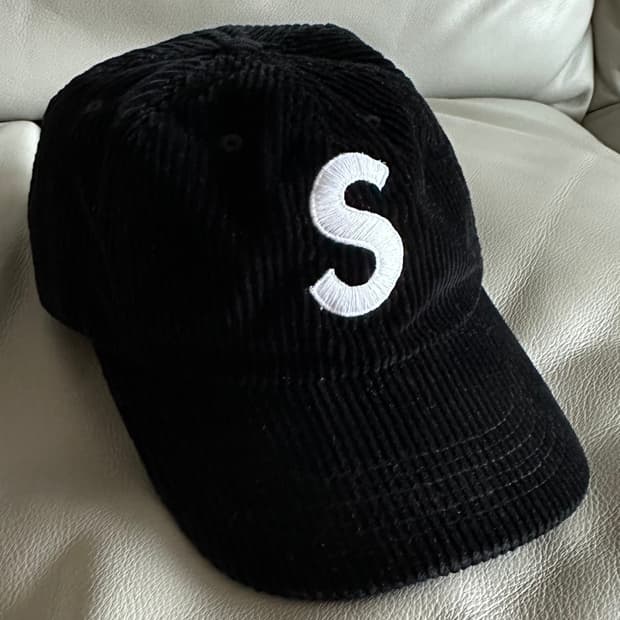 슈프림 S 로고 코듀로이 볼캡 모자