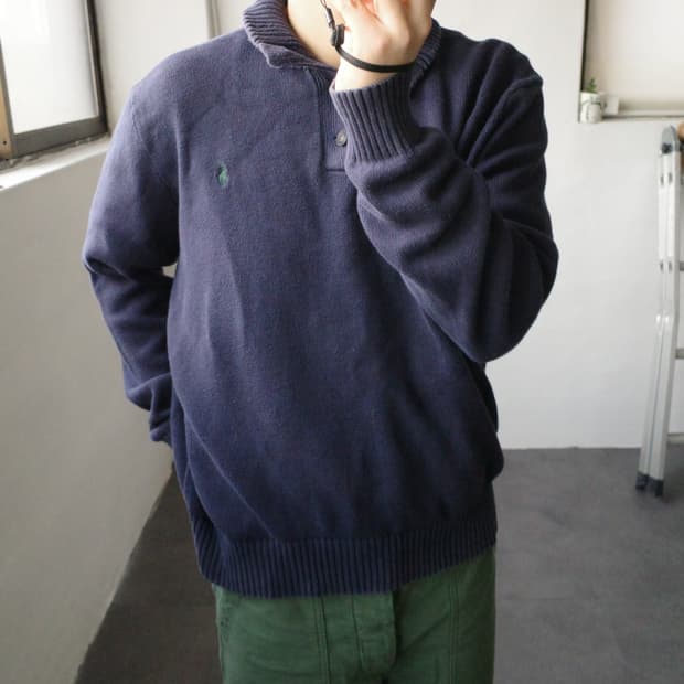 폴로 버튼 니트