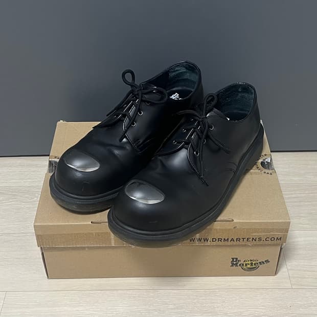 닥터마틴 스틸토 10.5