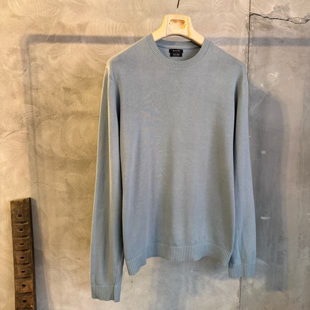 마시모두띠 크루넥 니트 100