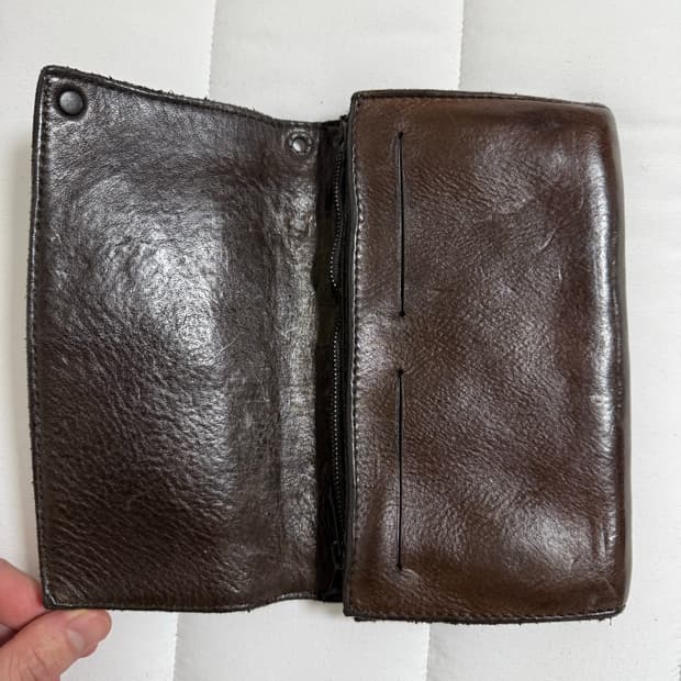 Incarnation horse leather wallet