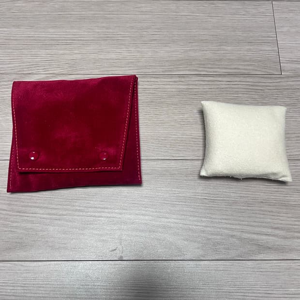 까르띠에 여행용 벨벳 파우치