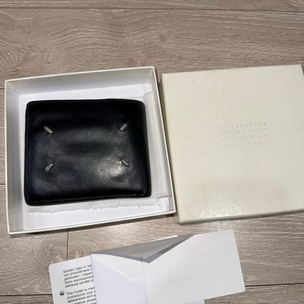 마르지엘라 반지갑