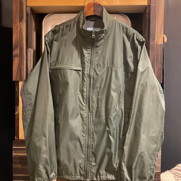 90’ 스투시 바람막이