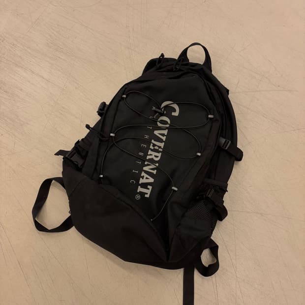 커버낫 빅로고 블랙 백팩