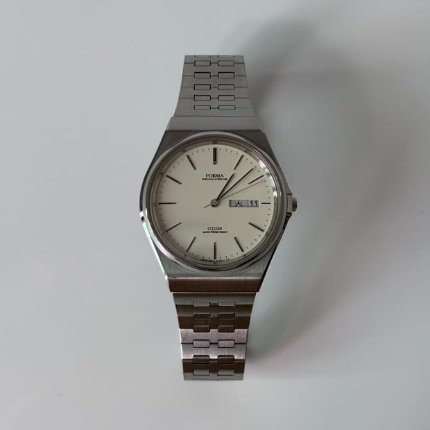 1990s Forma Cream Dial Silver Quartz