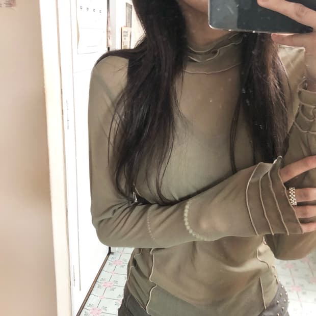 매쉬 레이스 목폴라 티