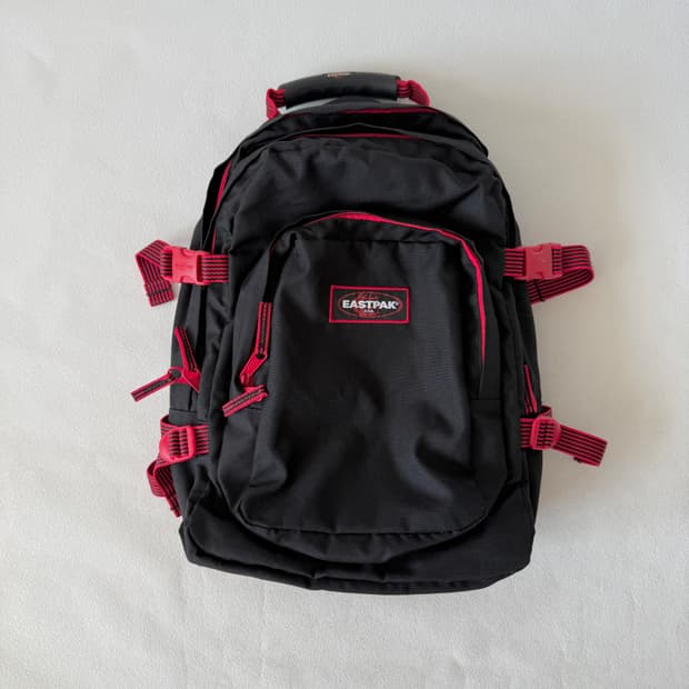 이스트팩(EASTPAK) 백팩 