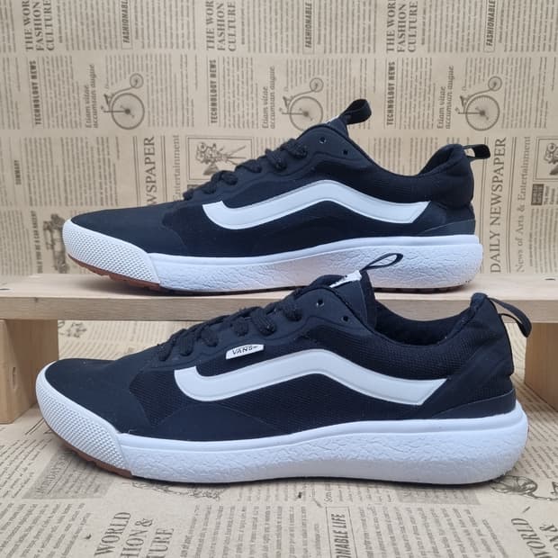 반스 울트라레인지 남성스니커즈270