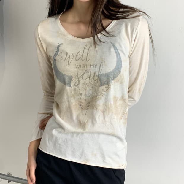 G.O.A (고아) 컷아웃 롱슬리브