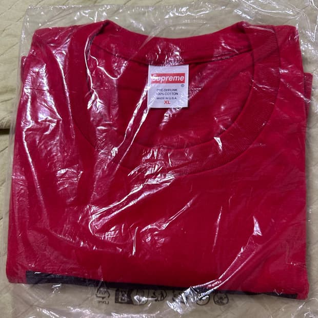 슈프림 헬 티셔츠 23fw 엑라