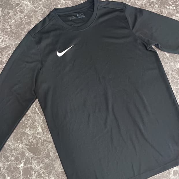 Nike 드라이핏 긴팔 티셔츠 100