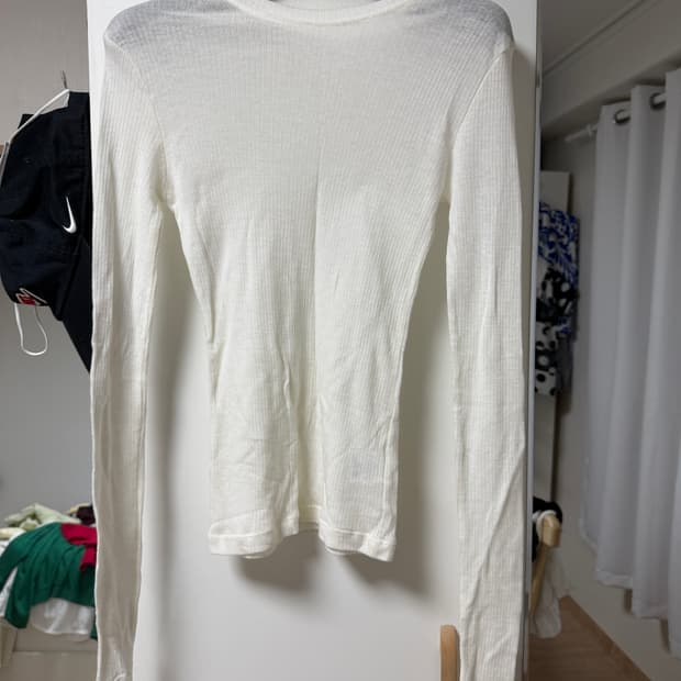 기본템 화이트/그레이 긴팔 티셔츠 ( 새상품) 2개가격