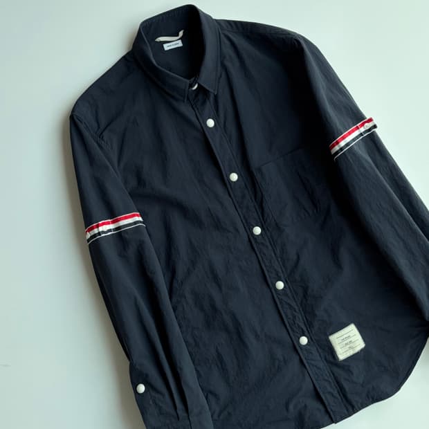 톰브라운 나일론 암밴드 셔츠 자켓