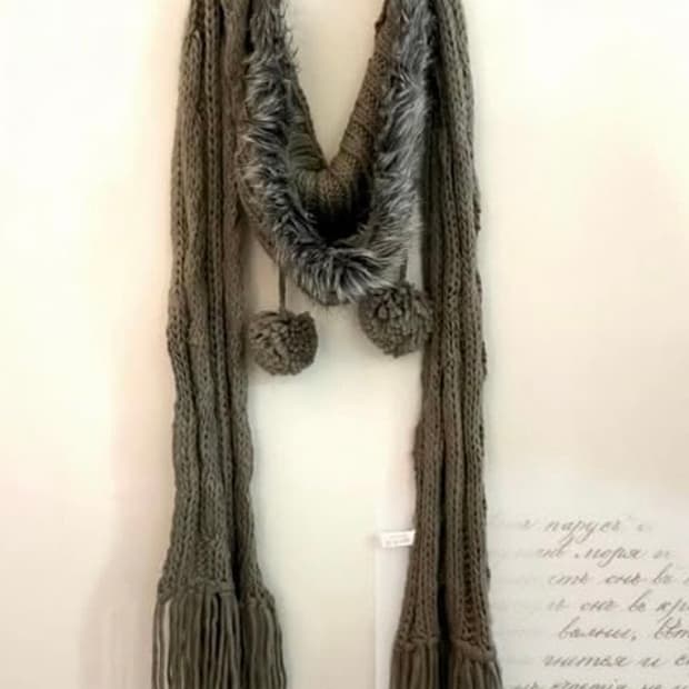 와이즈걸빈티지 퍼 후드 머플러 카키 갸루 그런지페어리