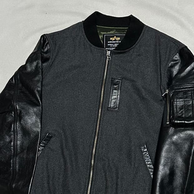 XL 알파인더스트리 Ma-1 레더 블루종