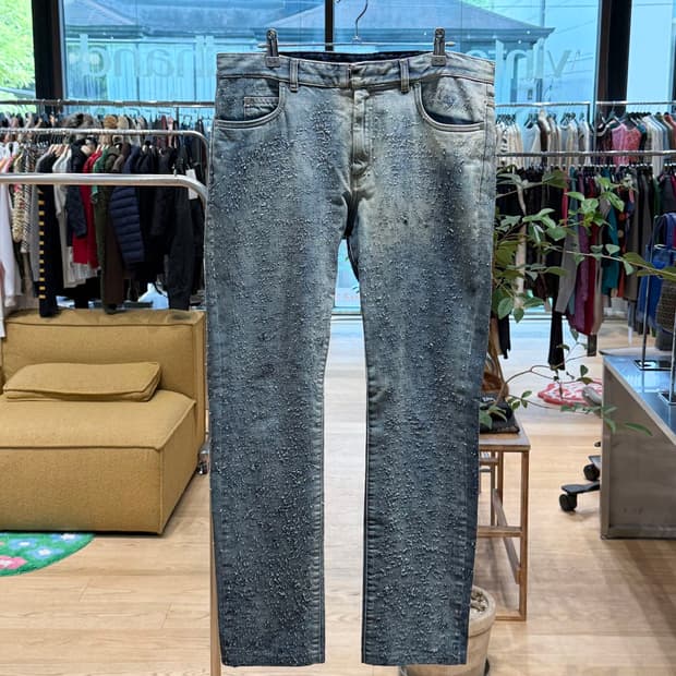 메종 마르지엘라 데님 백스티치 디스트로이드 팬츠 
