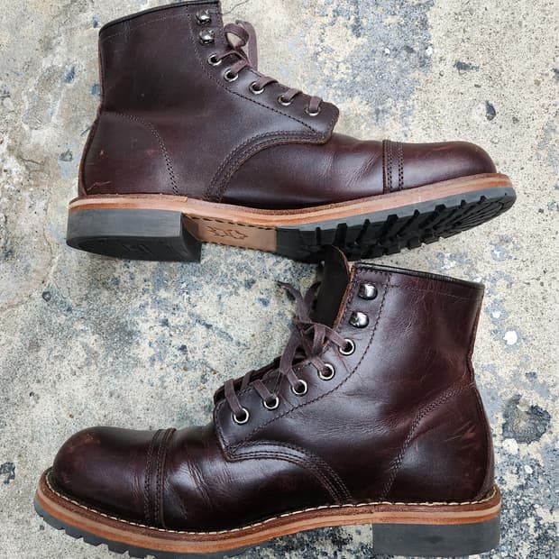 호킨스 에스팁 가죽 부츠
​
