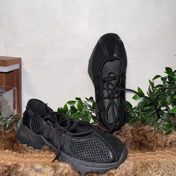 Matin Kim mesh ballet sneakers black 