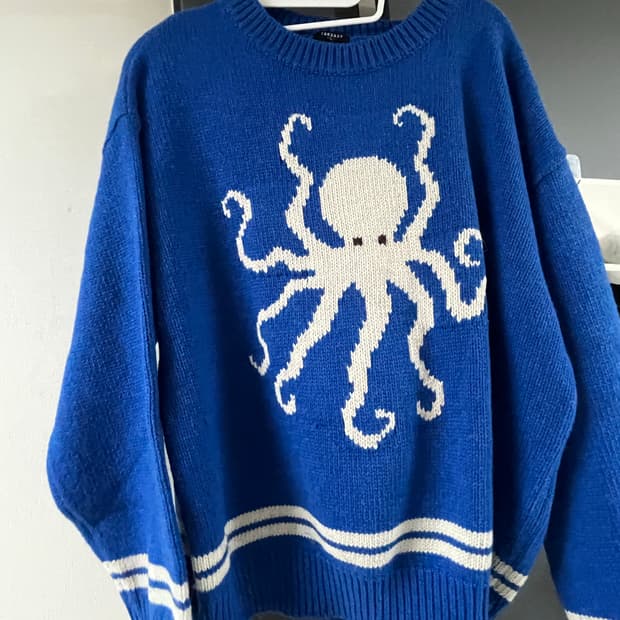 새상품) TAKEASY 블루 문어 니트 L
