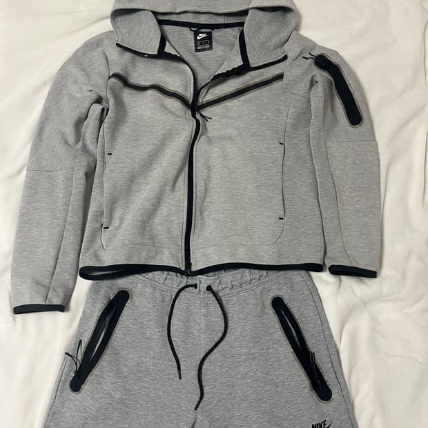 나이키 테크팩 셋업